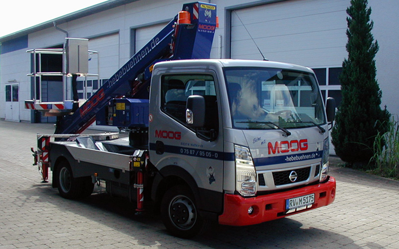 LKW Arbéitsbühne PT170 im Einsatz